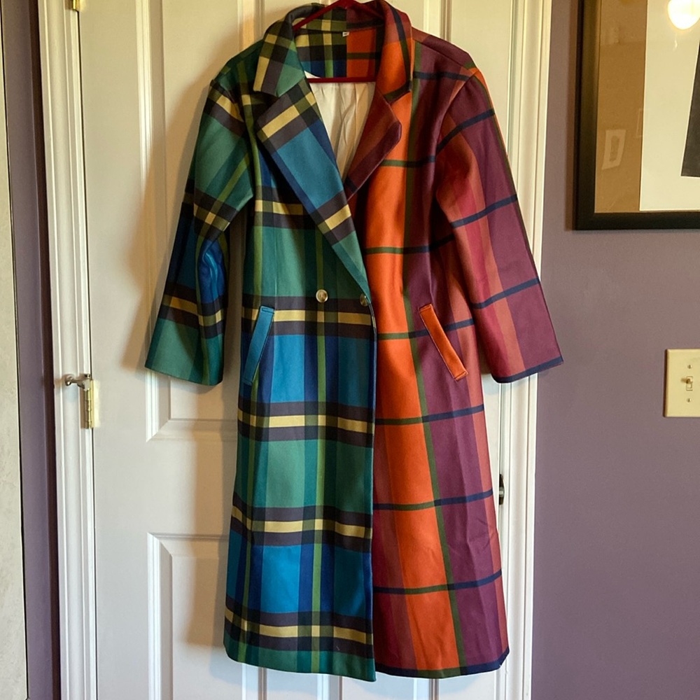 Knee length coat, NWOT tags